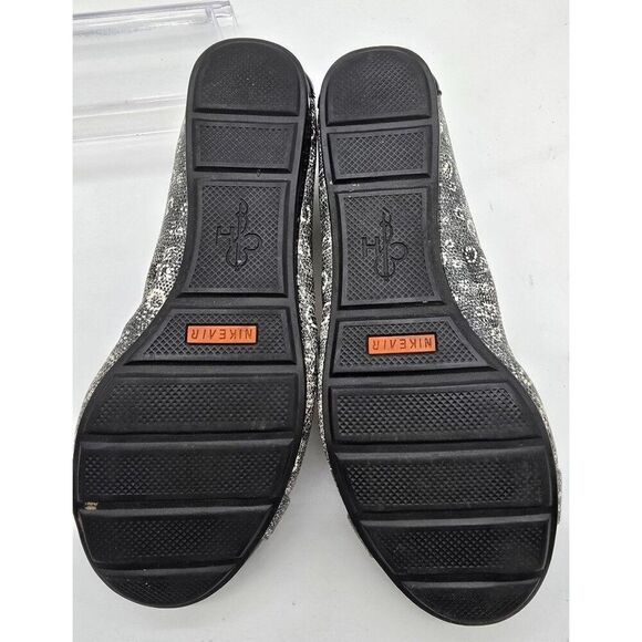 Cole Haan/Nike air Womens Black & Gray Slip-On Flats With Gold Buckle Detail - Picture 5 of 9